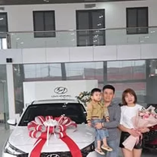 Bàn giao xe Hyundai cho khách hàng tại Thái Nguyên Bàn giao xe Hyundai cho khách hàng tại Thái Nguyên